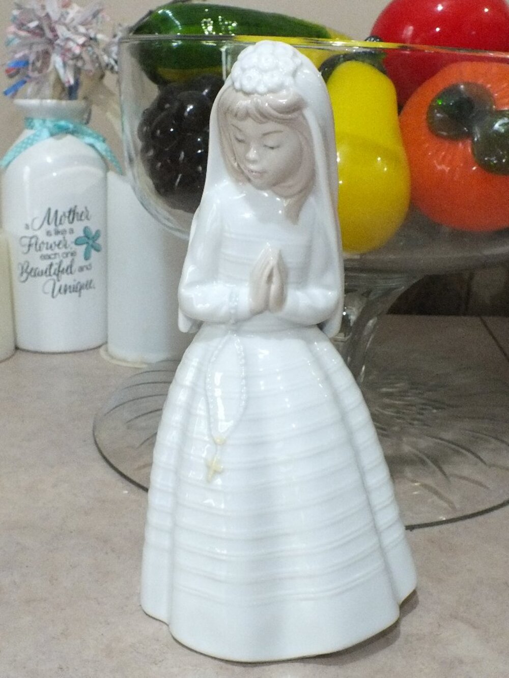 Lladro NAO Porcelain Communion Figurine Young Girl